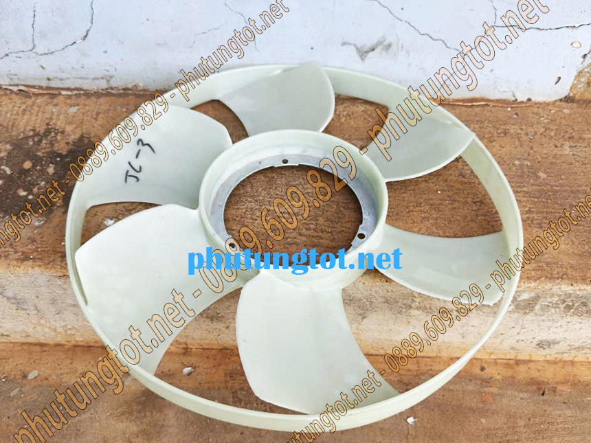 Cánh quạt két nước xe tải Đô Thành IZ49 IZ65 IZ250