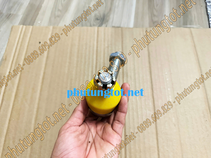 Rotuyn lái ngang xe tải Đô Thành IZ49 IZ65