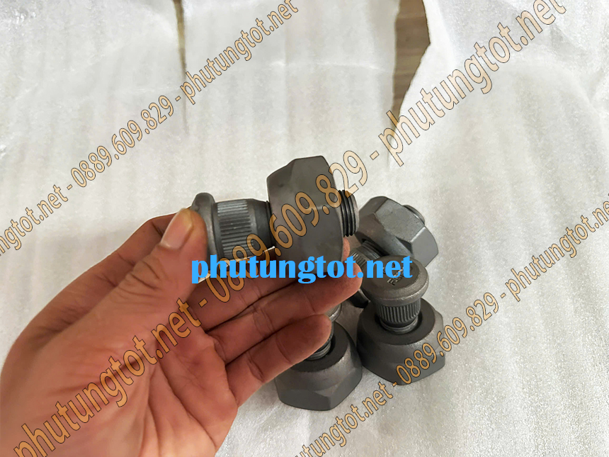 Tắc kê bánh trước xe tải Đô Thành IZ49 IZ65