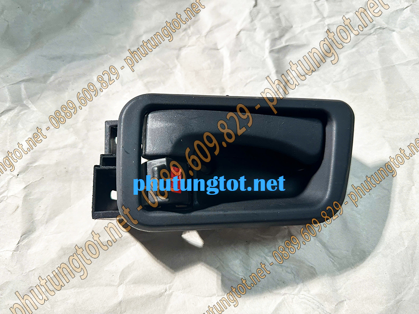 Tay mở cửa trong xe tải Đô Thành IZ65 IZ68