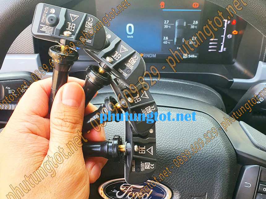 Cảm biến áp suất lốp xe Ford Ranger