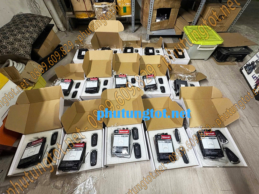 Đề nổ từ xa ( đề nổ start stop ) xe Ford Ranger Next Gen Đề nổ từ xa ( đề nổ start stop ) xe Ford Ranger Next Gen