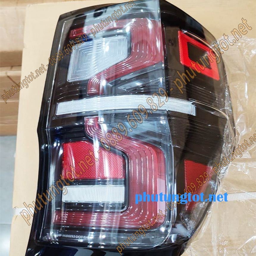 Đèn hậu Vland xe Ford Ranger