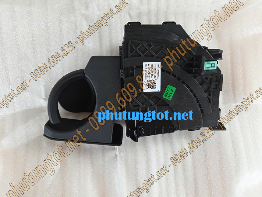 Khay đựng ly cốc xe Ford Ranger Next Gen Khay đựng ly cốc xe Ford Ranger Next Gen