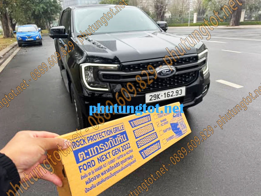 Lưới che két nước xe Ford Ranger