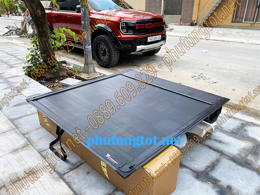 Nắp thùng cuộn cơ xe Ford Ranger