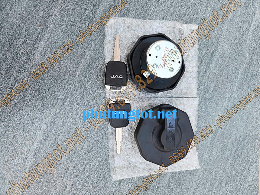 Nắp thùng dầu xe tải JAC N250 N350 N650